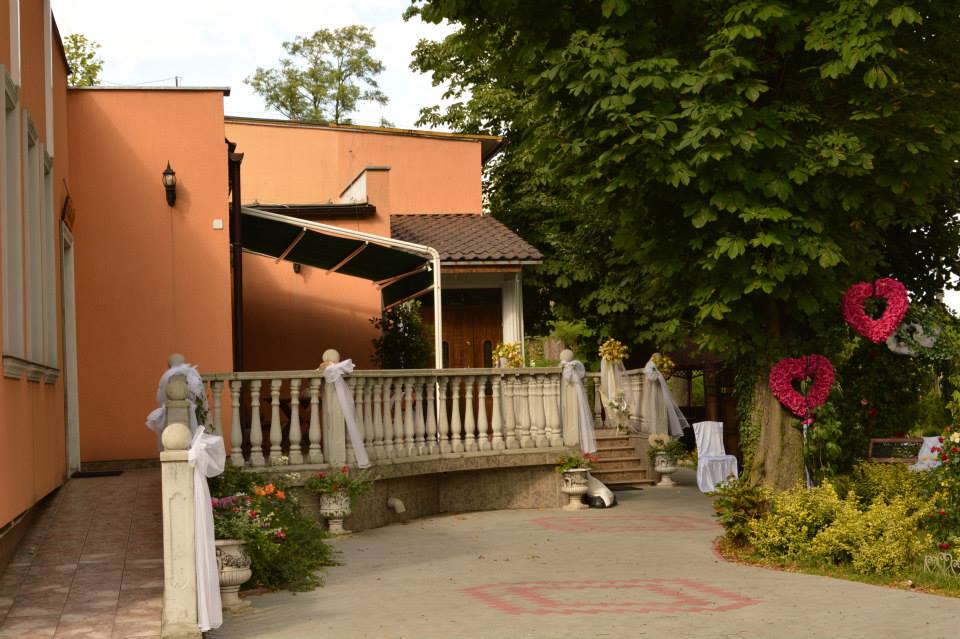 restauracja-lesna-ostoja-w-raszowce